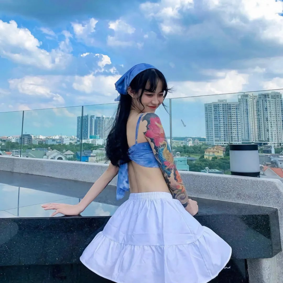 海浴春色
